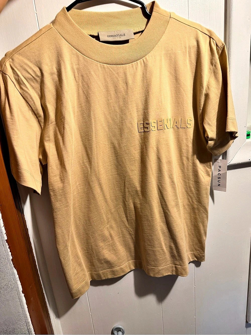 ESSENTIALS Fear of God Essentials T-Shirt Short Sleeve Tee in Brown Size Medium